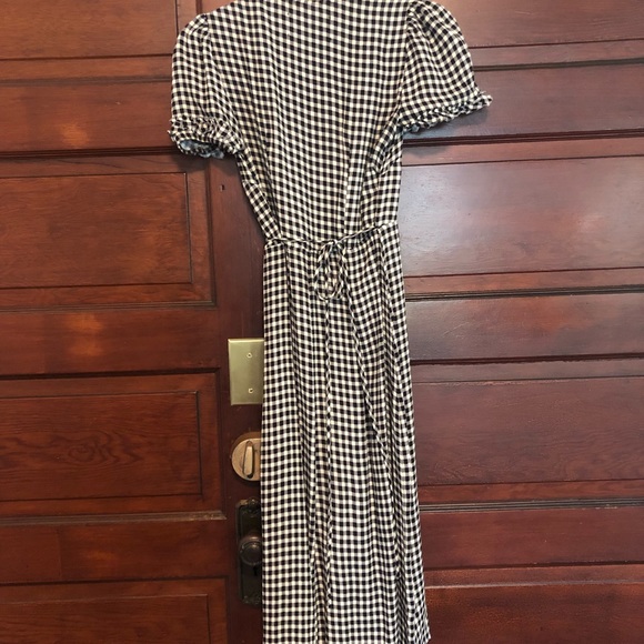 COPY - Reformation Midi Gingham Wrap Dress 0 - Picture 4 of 7